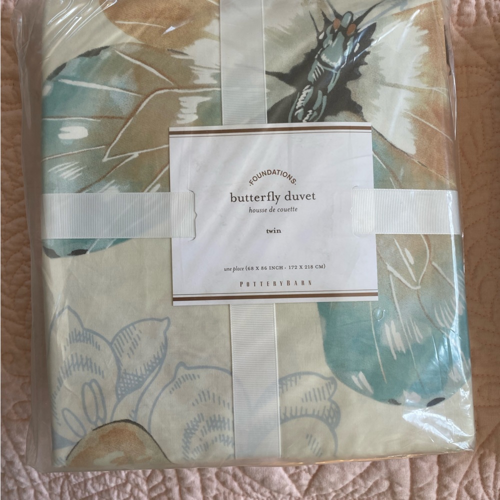 Pottery Barn Butterfly Duvet sz twin